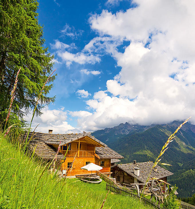 Holidays on high altitude mountain farms