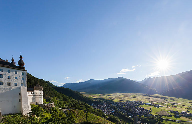 Urlaub auf dem Bauernhof im Oberen Vinschgau Urlaub auf dem Bauernhof im Oberen Vinschgau