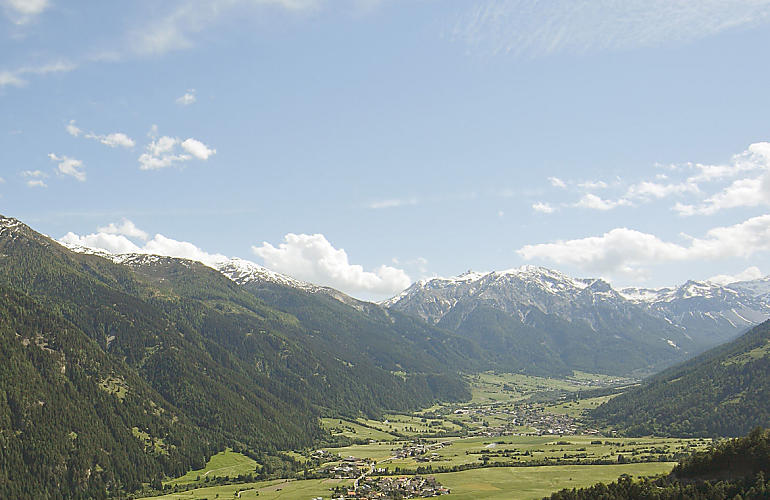 Urlaub auf dem Bauernhof in Taufers im Münstertal Urlaub auf dem Bauernhof in Taufers im Münstertal