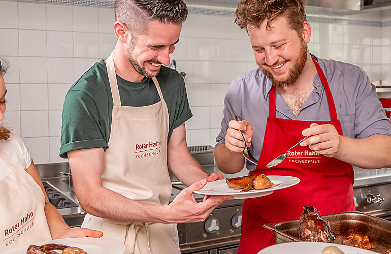 Kochen mit Südtirols besten Küchenchefs Kochen mit Südtirols besten Küchenchefs